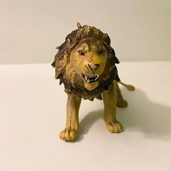Vintage AAA Lion Hard Rubber PVC Figure 7 Inch Long Collectible Toy - Picture 5 of 10